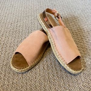 Tom’s sz 8 espadrilles
